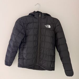 The North Face Kids Black Thermoball Hooded Puffer Jacket